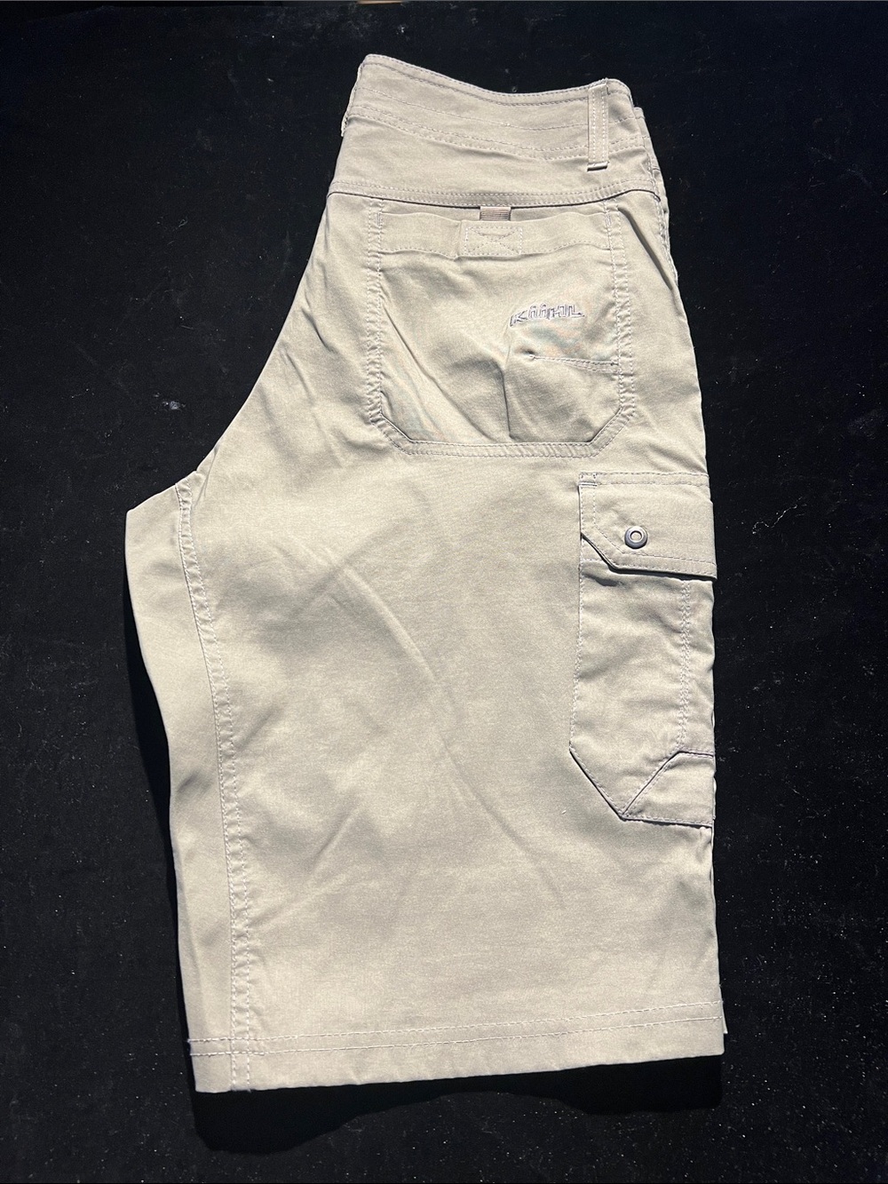 Men's KUHL Casual Cargo Shorts in Light Khaki , used perfect condition - Picture 6 of 11